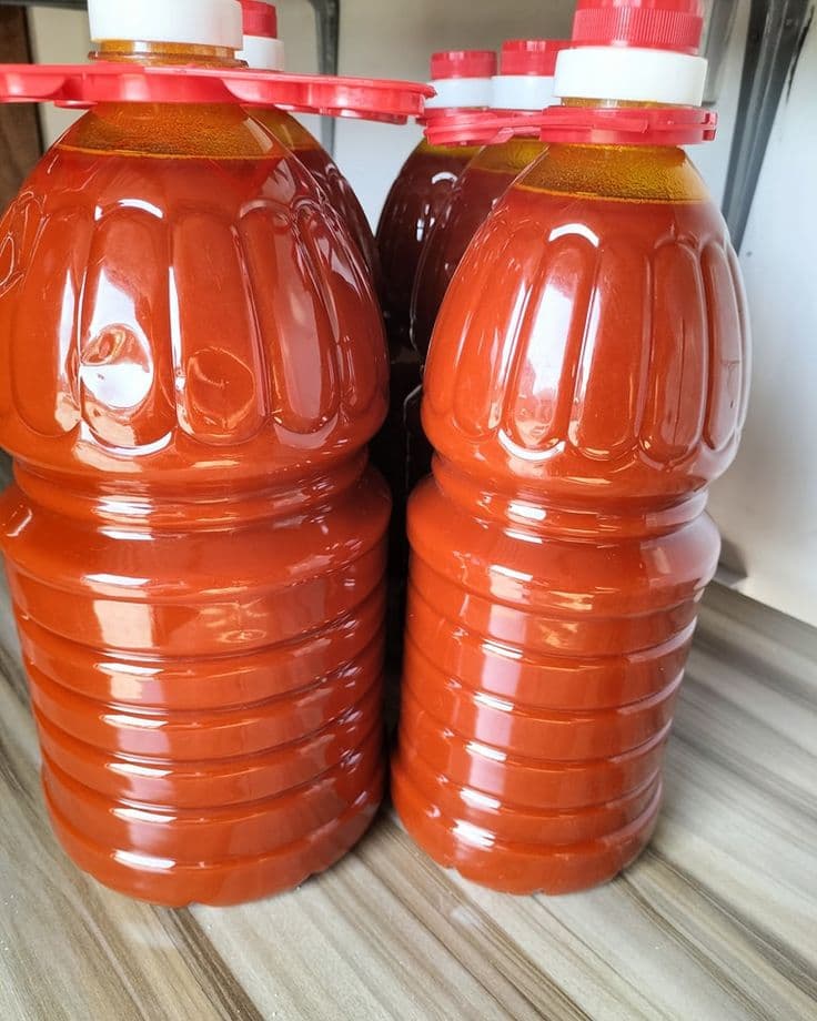 2 litre palm oil bottle